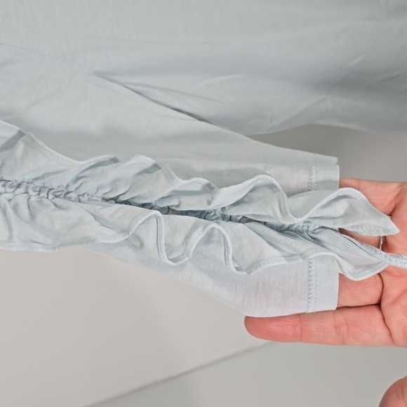 {Rebecca Taykor} NWT Ruffled Sleeve Light Blue Top - Large - Picture 5 of 12